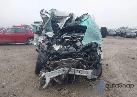 2018 Ford Transit-150 z USA, uszkodzony, nr VIN 1FTYE1YM5JKB52136